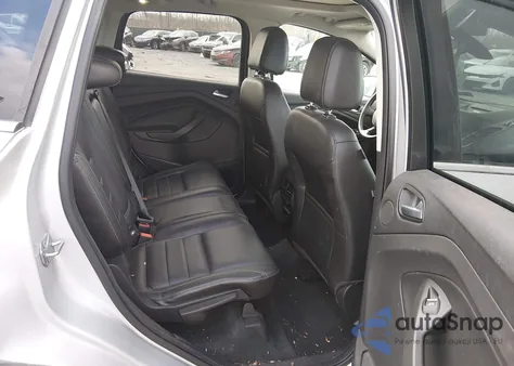 2015 Ford Escape Titanium из США, поврежденный, VIN 1FMCU9JX7FUA34547